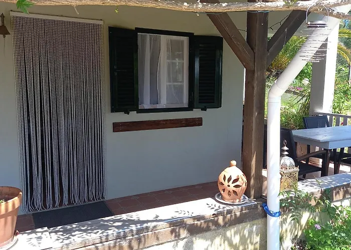 Vale De Garcia Al 5357 * Colos (Santarem)