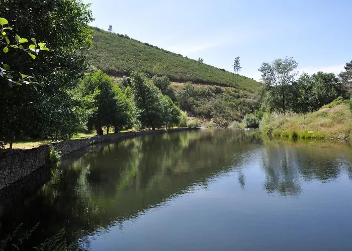 Casa de Férias Vale De Garcia Al 5357 Colos (Santarem)